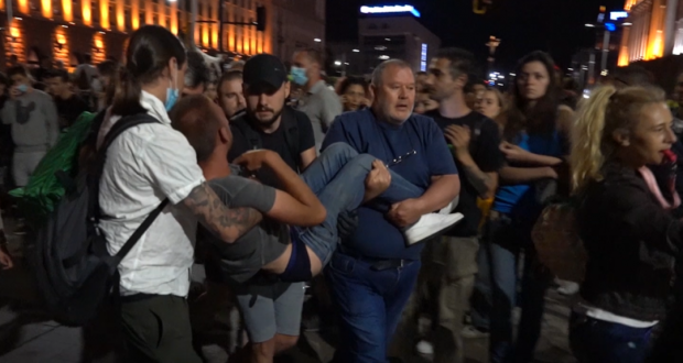 Датски журналист пострадал на протеста: България не е европейска а африканска държава