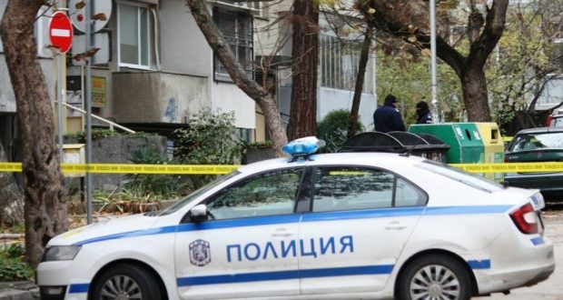 Стана ясно кои са жертвите на тройното убийство във Варна ликвидирани са с картечен пистолет