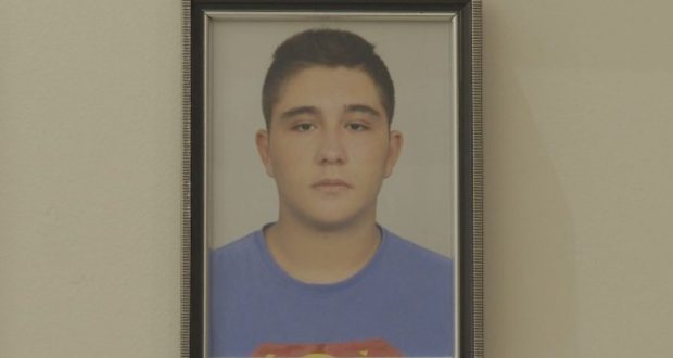 Лекар към родителите на починалия 18-годишен младеж в Пловдив: „Случва се. Моите съболезнования“