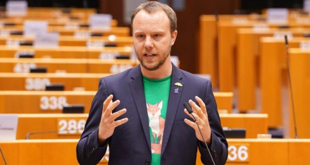 Немски евродепутат хвърли бомбата: ЕНП прикрива грабежите на Бойко Борисов не чакайте помощ от Европа