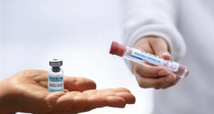 В Гърция отказват кръвопреливане от ваксинирани страхуват се да не ги отровят