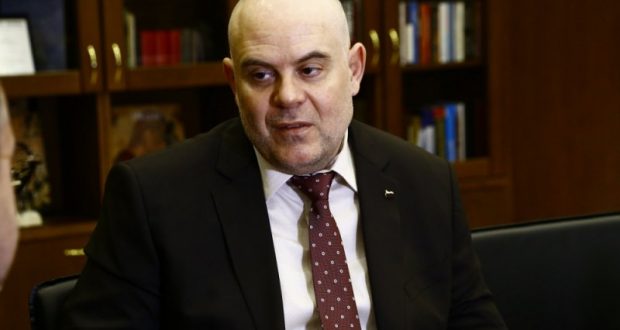 Интригата "Хемус": Лъснаха скандални чатове между прокурор и човек на ГДБОП