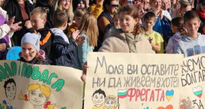 Украинците не искат да напуснат хотелите по Черноморието: Нямаме закуска. Хранят ни два пъти на ден със супа или каша.